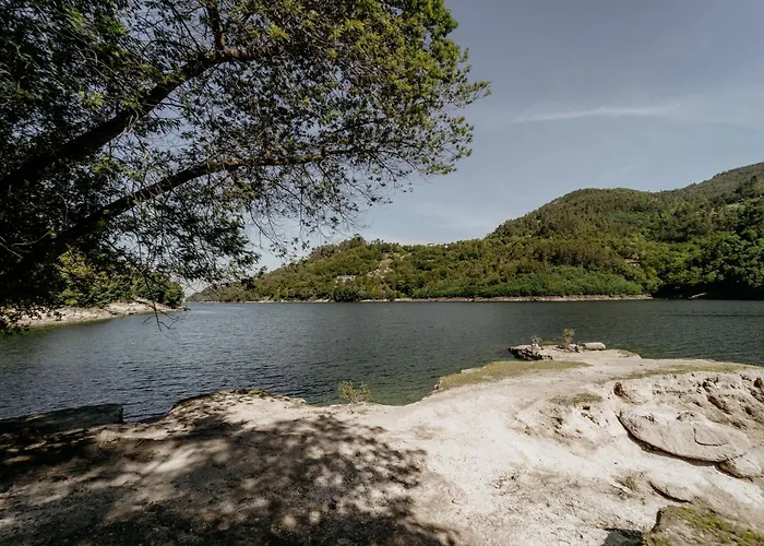 펜션 Hagah Alojamentos - Geres 비에이라도미노