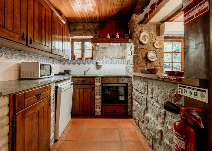 Hagah Alojamentos - Geres 비에이라도미노